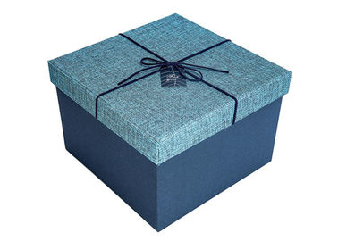 Dimensione di colore puro fatto a mano stampata abitudine dei contenitori di regalo di Bowknot varia disponibile fornitore