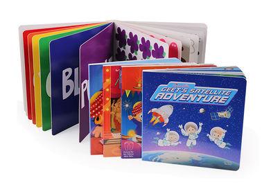Materiale bianco degradabile della carta 350g di dimensioni 175 * 175 * 7mm di stampa del libro per bambini fornitore