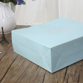 Blu-chiaro/rosa ha personalizzato il materiale bianco di carta della carta kraft delle borse 150gsm Del regalo fornitore